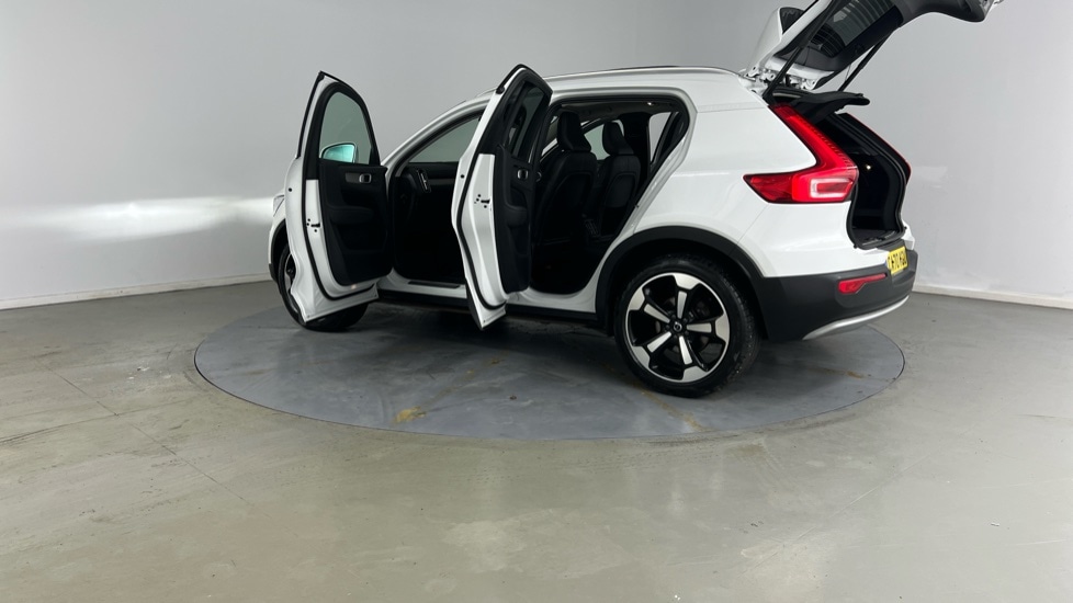 Used Volvo XC40 2020 for sale - 77333063: Photo 35