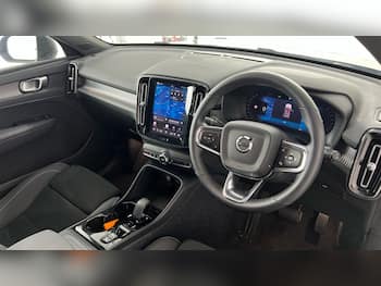 Used Volvo XC40 2025 for sale - 79392605: Photo