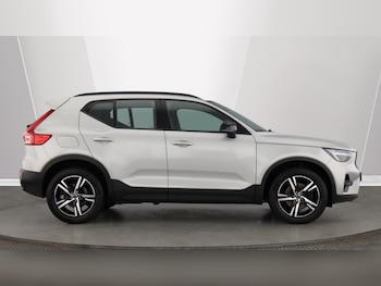 Used Volvo XC40 2023 for sale - 79057135: Photo