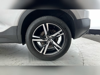 Used Volvo XC40 2023 for sale - 79057135: Photo