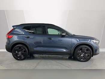 Used Volvo XC40 2026 for sale - 79727375: Photo