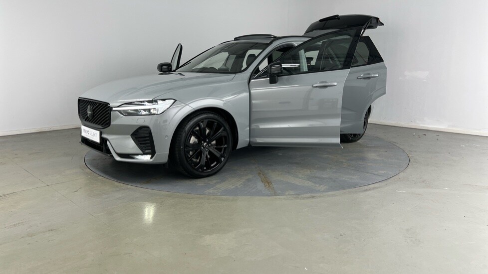 Used Volvo XC60 2025 for sale - 77893870: Photo 15