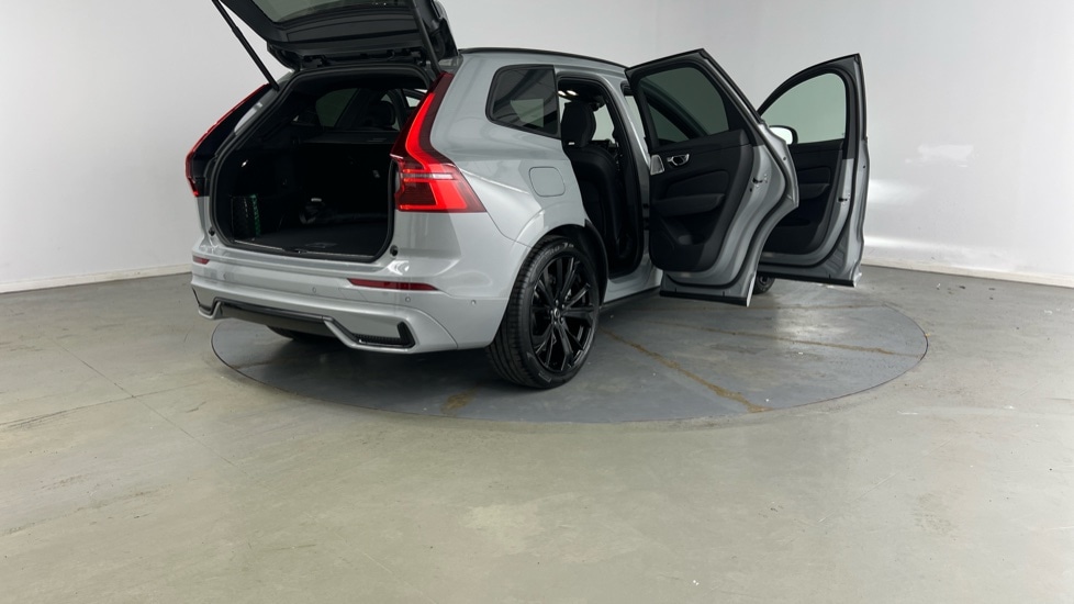 Used Volvo XC60 2025 for sale - 77893870: Photo 29