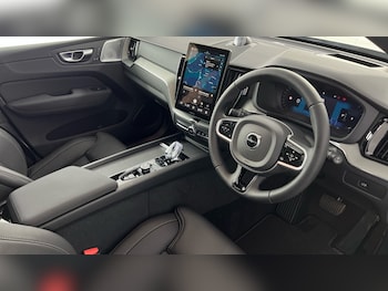 Used Volvo XC60 2025 for sale - 77893870: Photo
