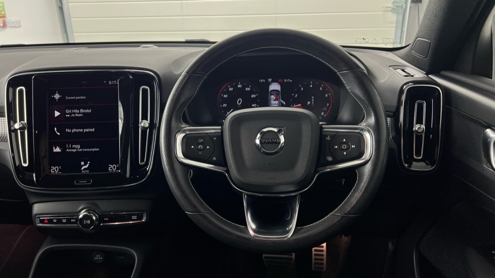 Used Volvo XC40 2021 for sale - 76856469: Photo 10