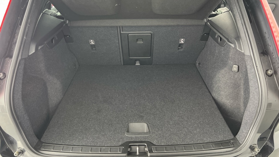 Used Volvo XC40 2021 for sale - 76856469: Photo 13