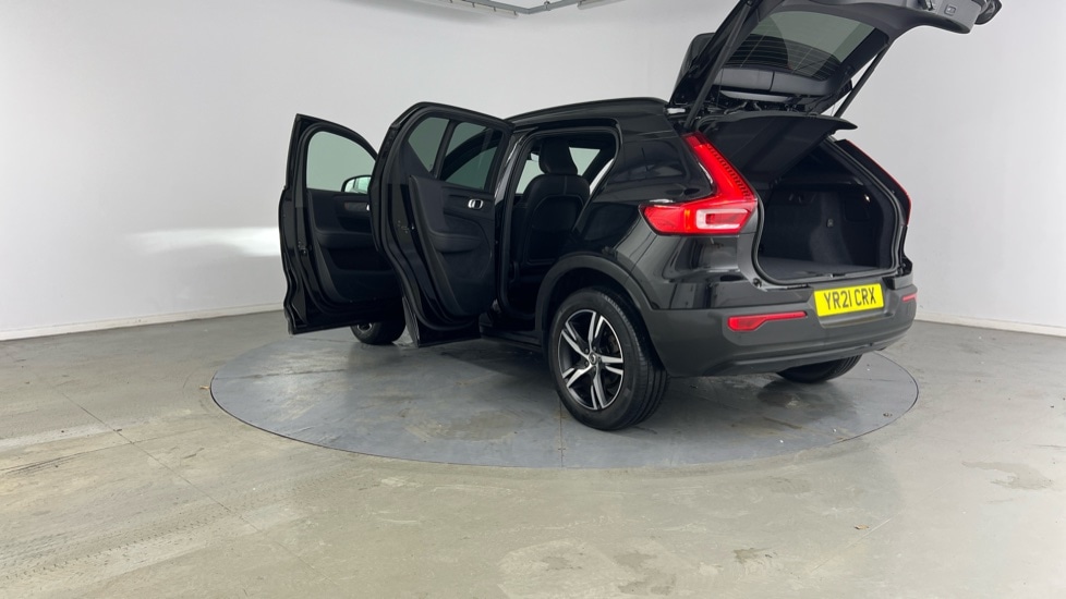 Used Volvo XC40 2021 for sale - 76856469: Photo 35