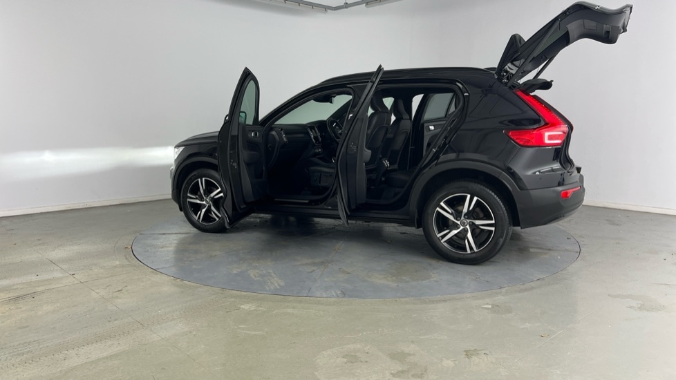 Used Volvo XC40 2021 for sale - 76856469: Photo 37