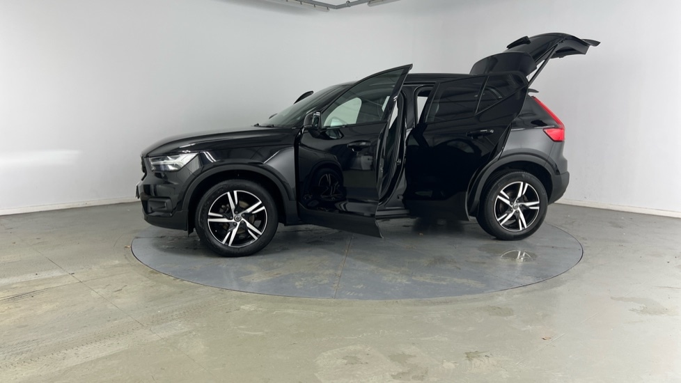 Used Volvo XC40 2021 for sale - 76856469: Photo 40