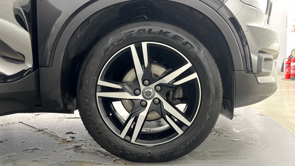 Used Volvo XC40 2021 for sale - 76856469: Photo 9