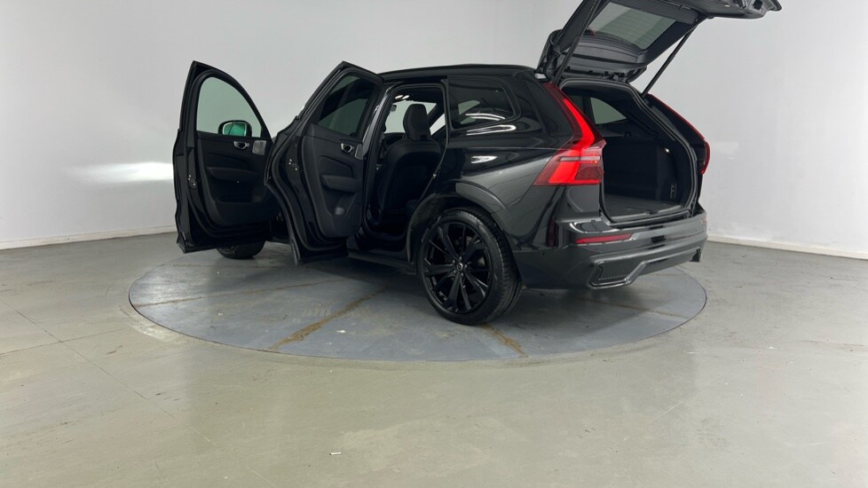 Used Volvo XC60 2025 for sale - 77818985: Photo 34