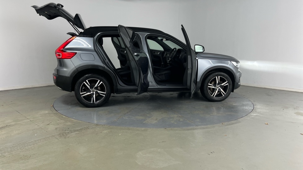 Used Volvo XC40 2018 for sale - 76023193: Photo 25