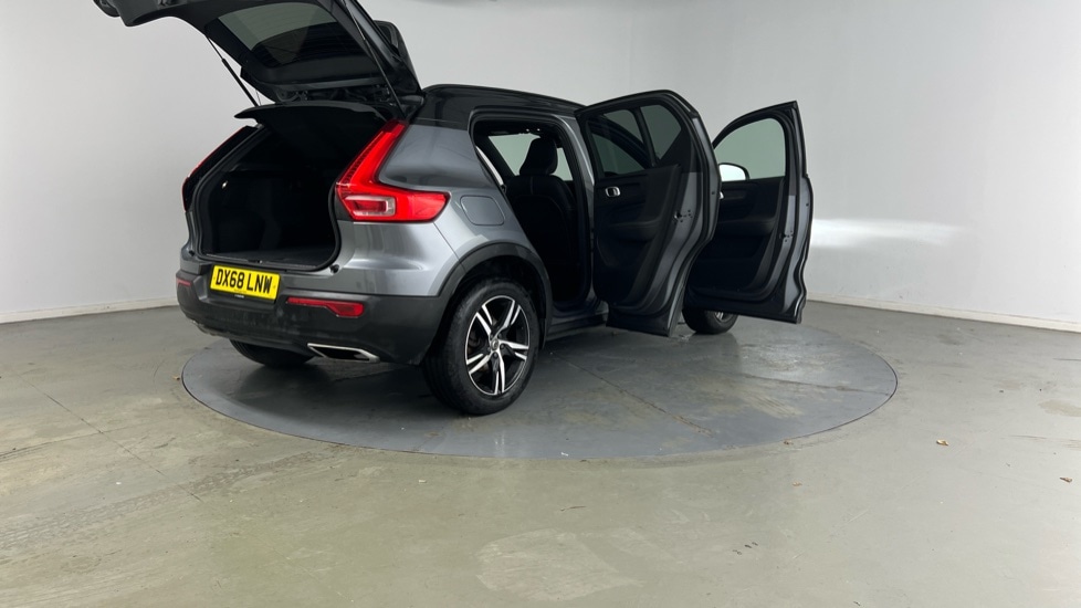 Used Volvo XC40 2018 for sale - 76023193: Photo 28