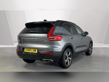 Used Volvo XC40 2018 for sale - 76023193: Photo