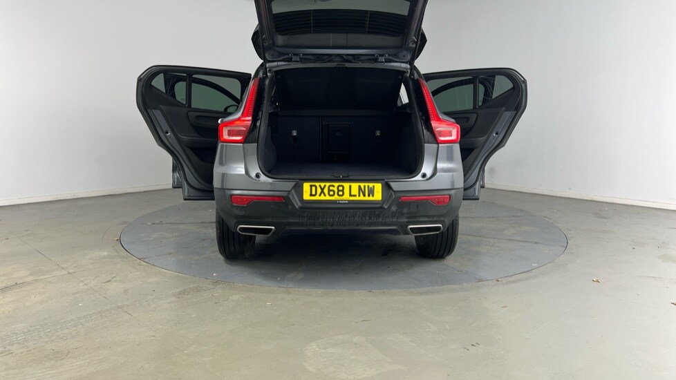 Used Volvo XC40 2018 for sale - 76023193: Photo 31