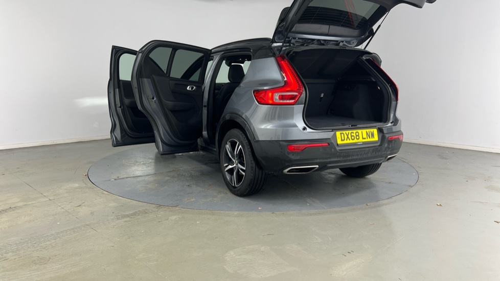 Used Volvo XC40 2018 for sale - 76023193: Photo 33