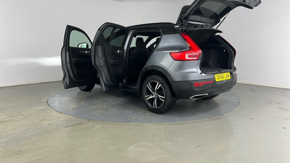 Used Volvo XC40 2018 for sale - 76023193: Photo 34
