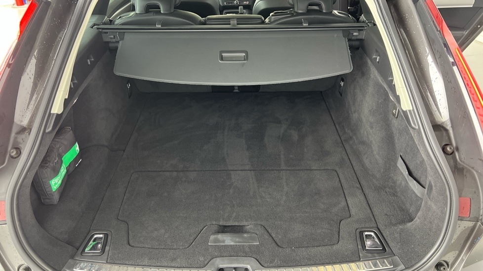 Used Volvo V90 2021 for sale - 76104128: Photo 13