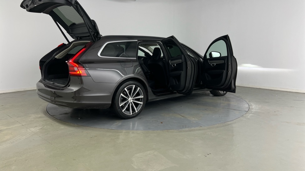 Used Volvo V90 2021 for sale - 76104128: Photo 26