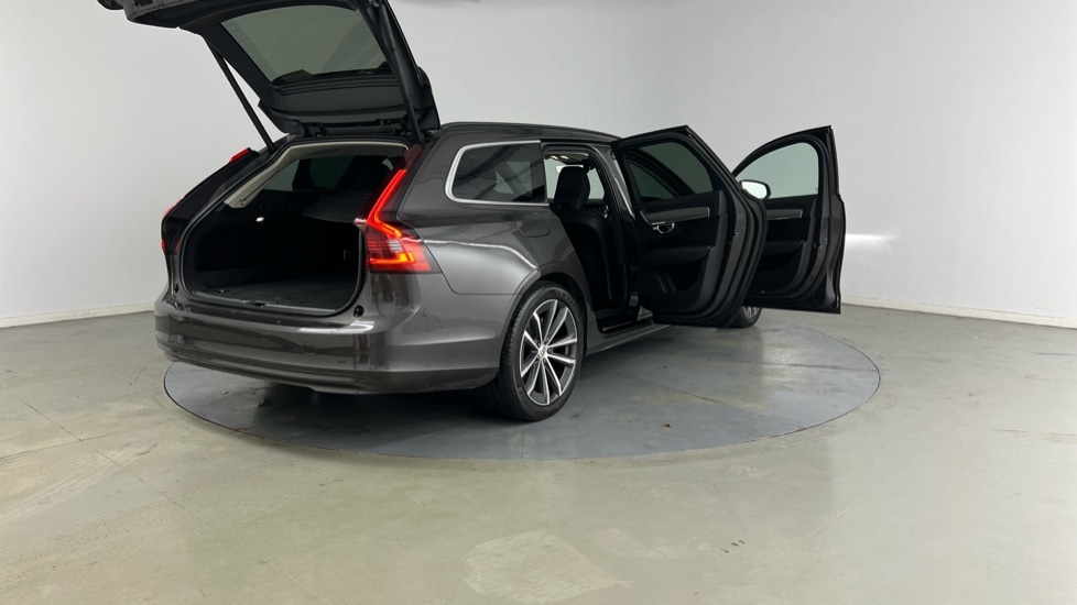 Used Volvo V90 2021 for sale - 76104128: Photo 27