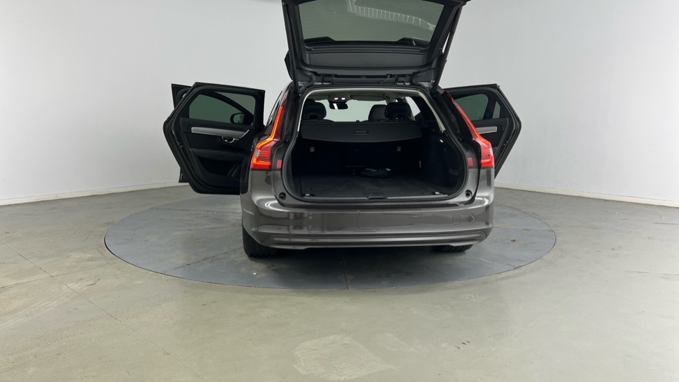 Used Volvo V90 2021 for sale - 76104128: Photo 30