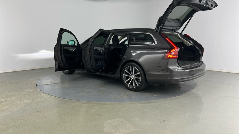 Used Volvo V90 2021 for sale - 76104128: Photo 33