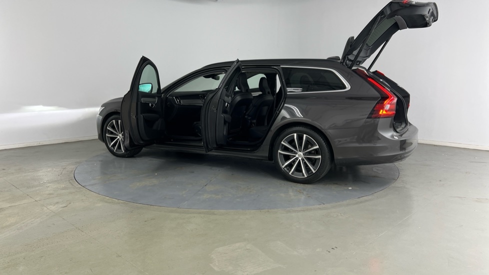 Used Volvo V90 2021 for sale - 76104128: Photo 34