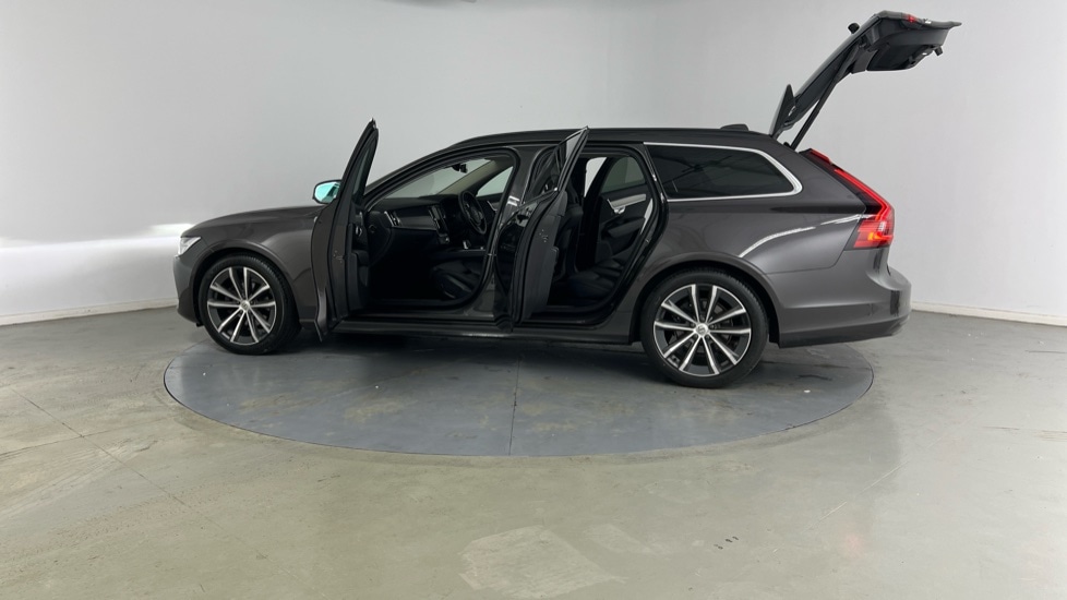 Used Volvo V90 2021 for sale - 76104128: Photo 35