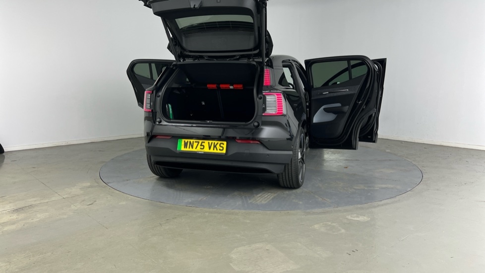 Used Volvo EX30 2025 for sale - 77545145: Photo 31