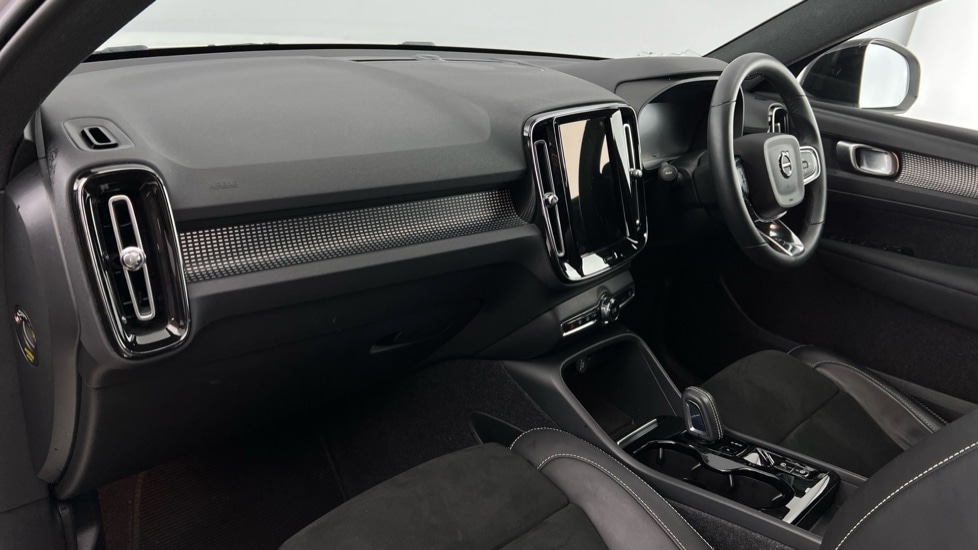 Used Volvo XC40 2021 for sale - 78061496: Photo 6