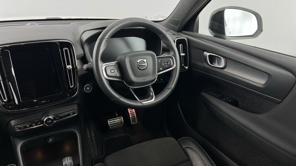 Used Volvo XC40 2021 for sale - 78061496: Photo 8