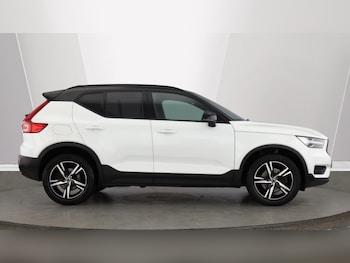 Used Volvo XC40 2022 for sale - 79497459: Photo