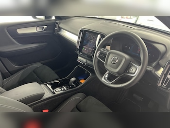Used Volvo XC40 2025 for sale - 78523576: Photo