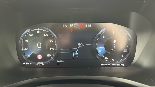 Used Volvo V60 2019 for sale - 76312311: Photo 11
