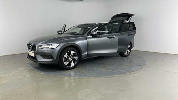 Used Volvo V60 2019 for sale - 76312311: Photo 15