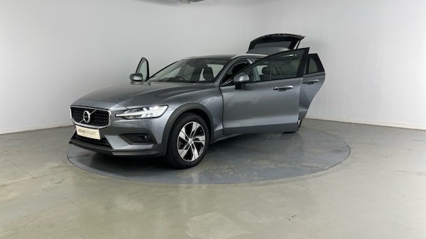 Used Volvo V60 2019 for sale - 76312311: Photo 16