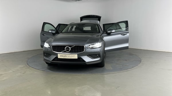 Used Volvo V60 2019 for sale - 76312311: Photo 18