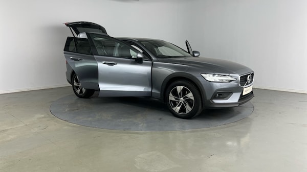 Used Volvo V60 2019 for sale - 76312311: Photo 23