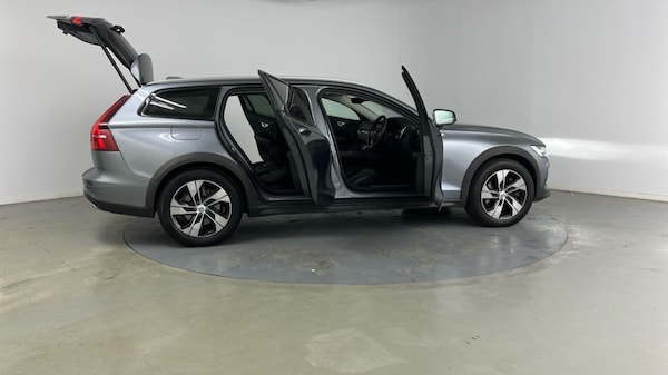 Used Volvo V60 2019 for sale - 76312311: Photo 27