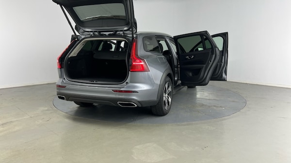 Used Volvo V60 2019 for sale - 76312311: Photo 31