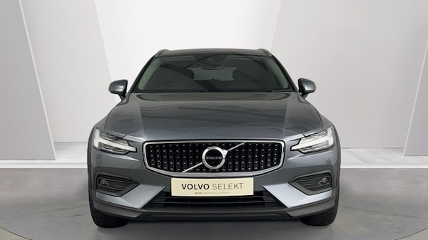 Used Volvo V60 2019 for sale - 76312311: Photo 8