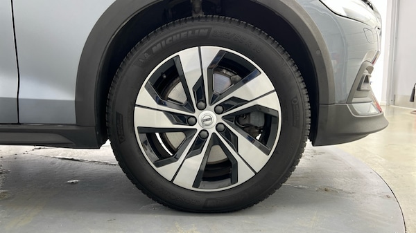 Used Volvo V60 2019 for sale - 76312311: Photo 9