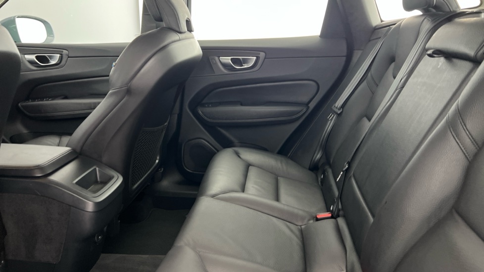 Used Volvo XC60 2023 for sale - 77224965: Photo 7