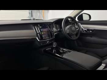 Used Volvo V90 2024 for sale - 72834893: Photo