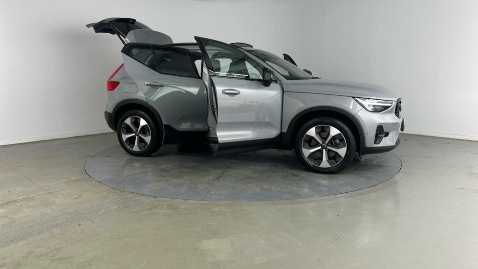 Used Volvo XC40 2023 for sale - 76984168: Photo 25