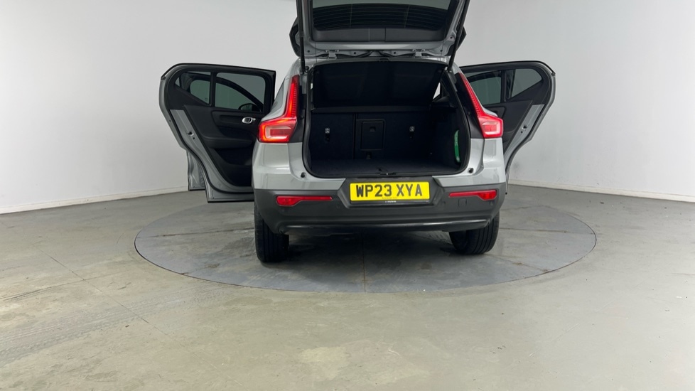 Used Volvo XC40 2023 for sale - 76984168: Photo 33