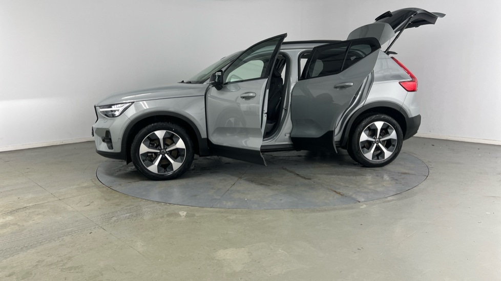 Used Volvo XC40 2023 for sale - 76984168: Photo 39