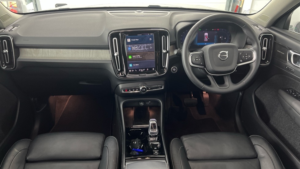 Used Volvo XC40 2023 for sale - 76984168: Photo 5