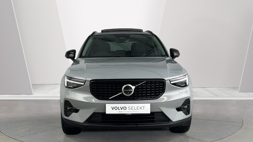 Used Volvo XC40 2023 for sale - 76984168: Photo 8