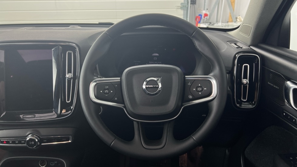 Used Volvo XC40 2025 for sale - 77413788: Photo 10